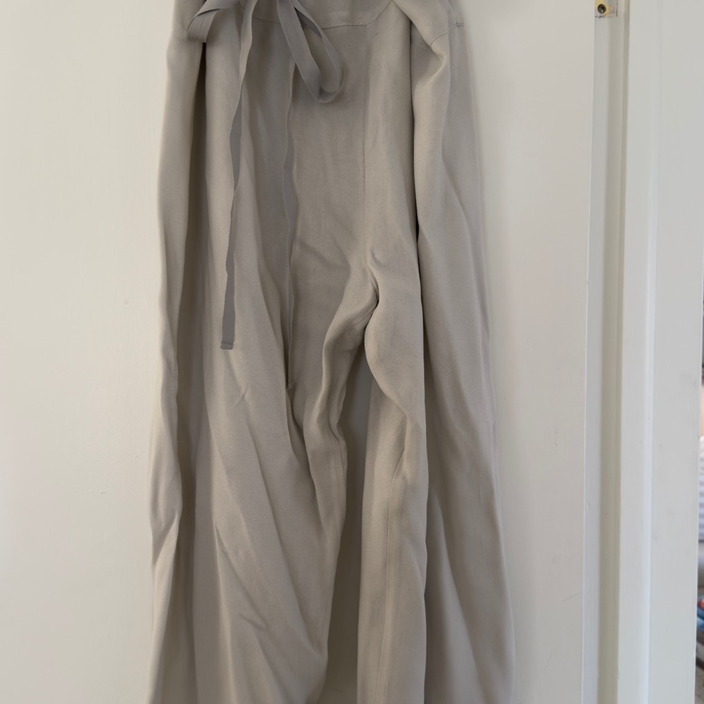 Elegant Gray sheer pants w paper bag waist